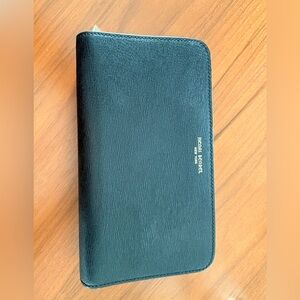 Henri Bendel Midnight Black Zip Wallet